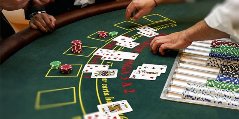 Tìm hiểu cách chơi Poker cụ thể